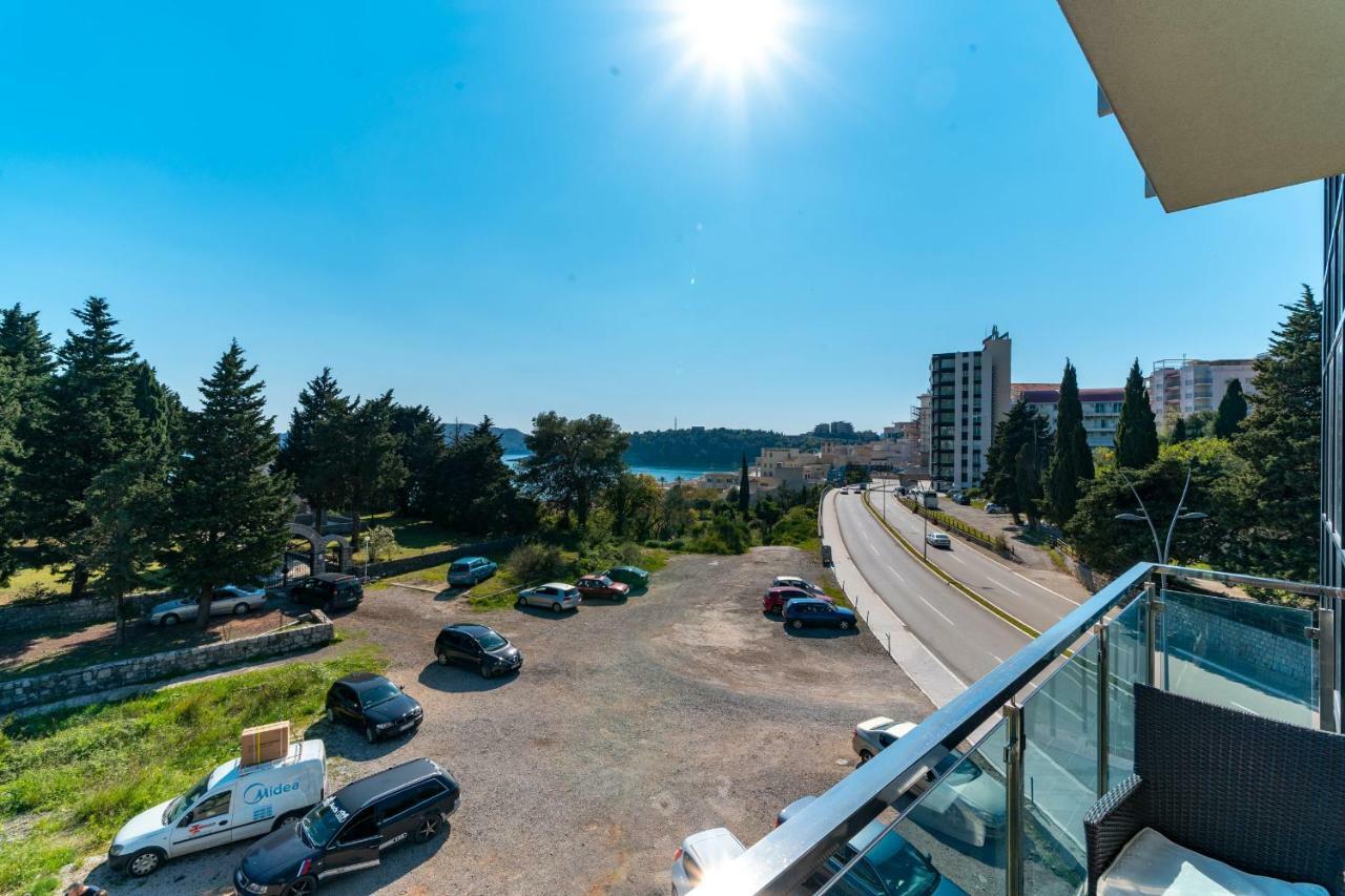 Apartments Crystall Будва Экстерьер фото