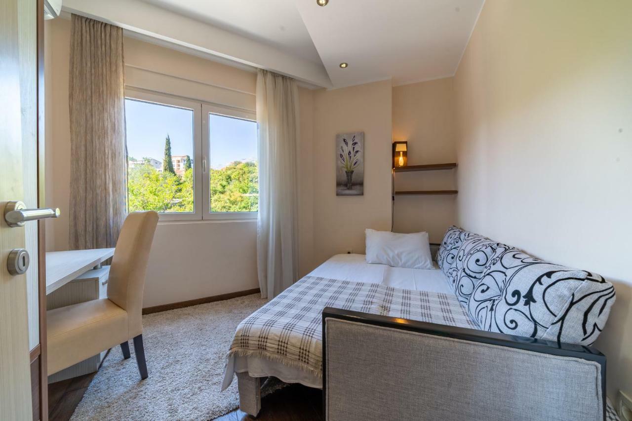 Apartments Crystall Будва Экстерьер фото