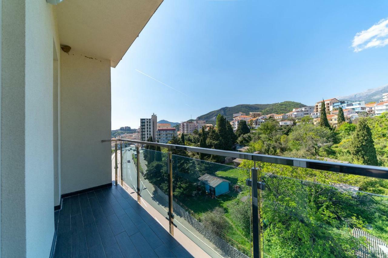 Apartments Crystall Будва Экстерьер фото